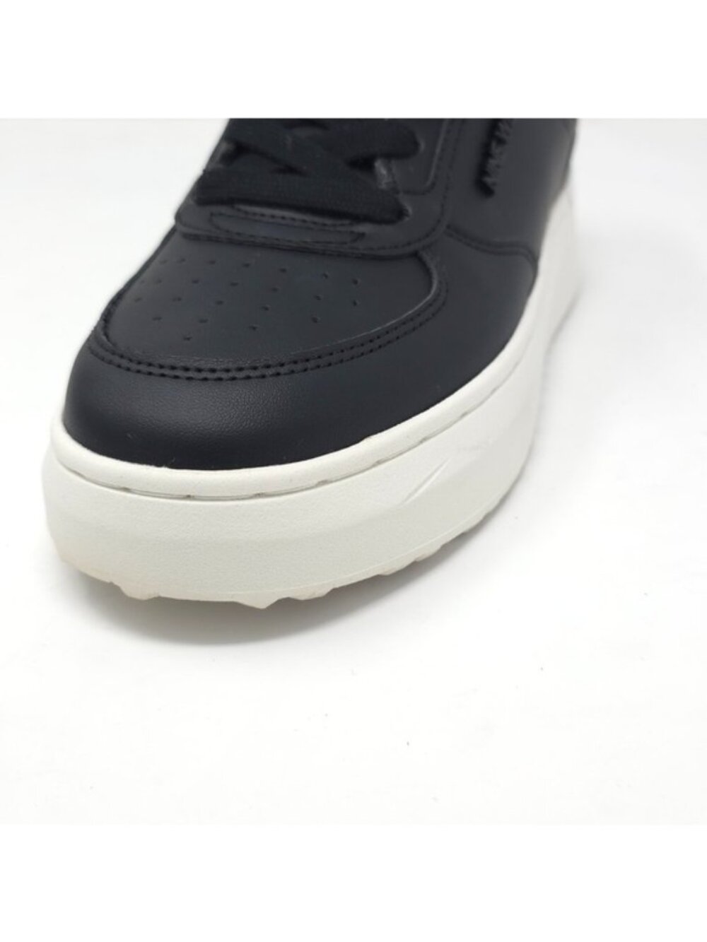Nine West Black Platform Sneakers with Cream Lined Collar 7M - Picture 7 of 11